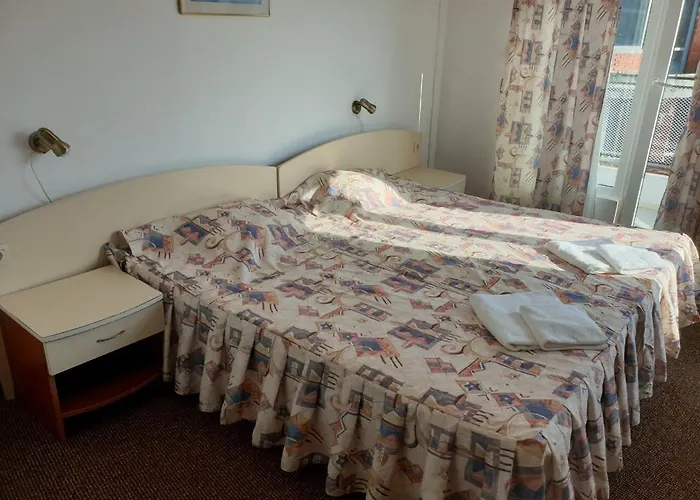 Family Elit Hotel 2*